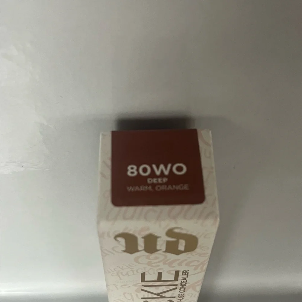 Urban Decay New Stay Naked Quickie Multi-Use Concealer In 80WO Deep Warm Orange
